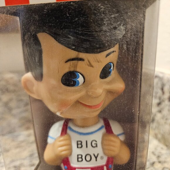 RARE NIB COLLECTIBLE FUNKO BOB'S BIG BOY WACKY WOBBLER BOBBLEHEAD - Picture 2 of 7